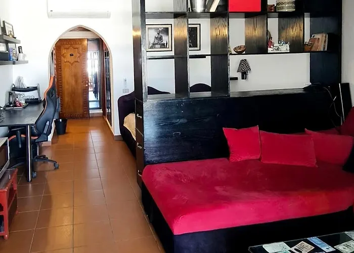 Sea View - - Beach, Pools & Workspace Daire *