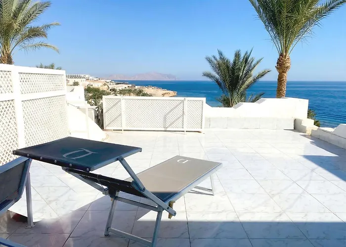 Sea View - - Beach, Pools & Workspace Daire