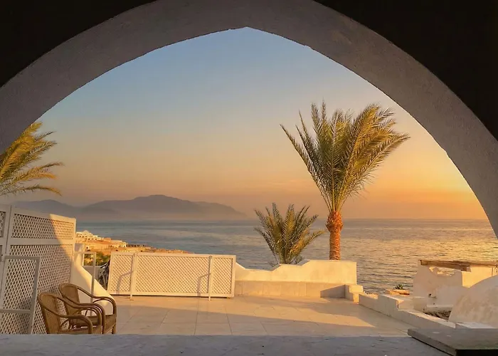 Sea View - - Beach, Pools & Workspace Daire *