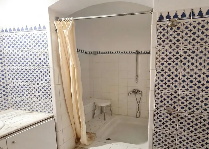 Daire Sea View - - Beach, Pools & Workspace *