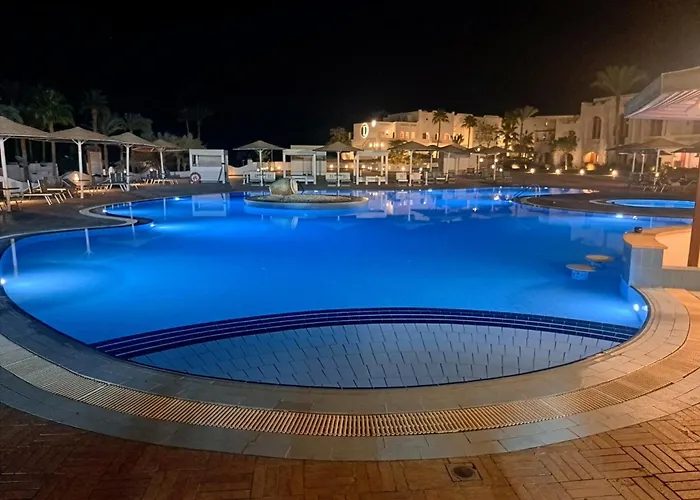 Sea View - - Beach, Pools & Workspace Şarm El-Şeyh